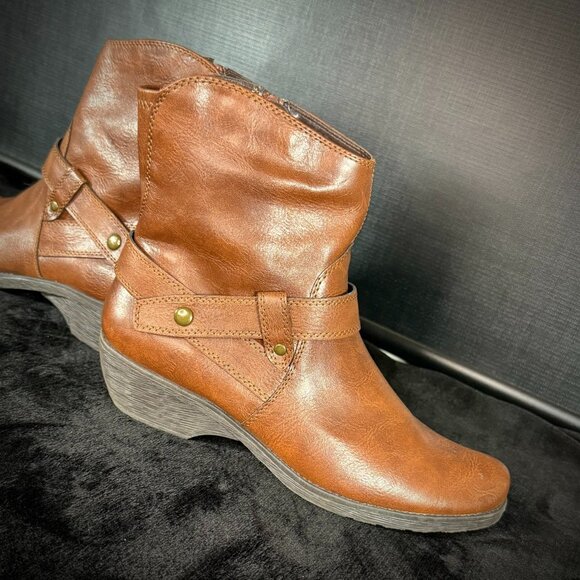 A2 by Aerosoles Brown Ankle Boots - Picture 3 of 12